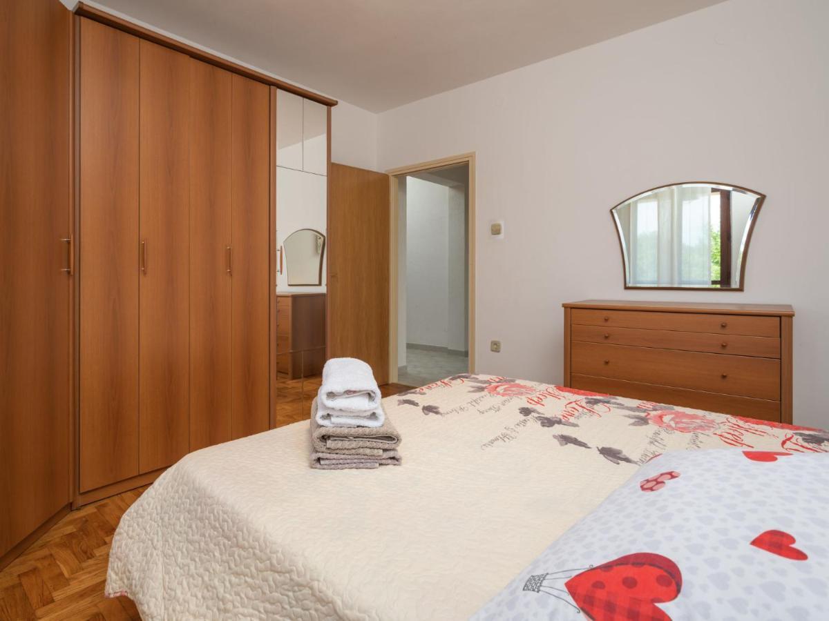 Nedeščina Holiday Home Ana By Interhome מראה חיצוני תמונה